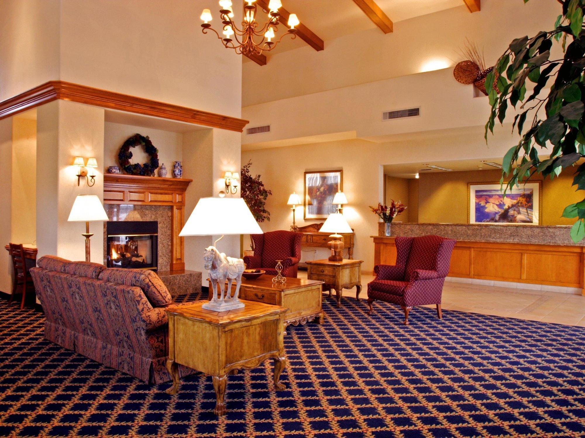 Best Western Plus A Wayfarer'S Inn & Suites Кингман Екстериор снимка